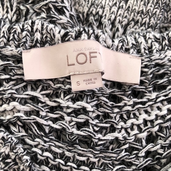 LOFT KNIT SCALLOPED POINTELLE SWEATER SIZE S - Picture 15 of 17